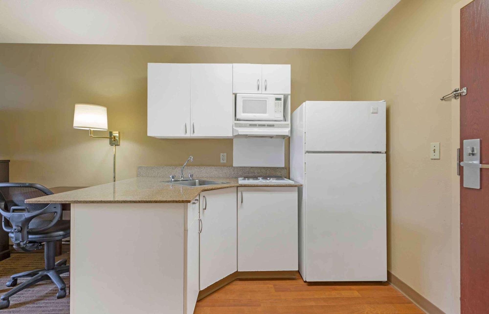 Extended Stay America Suites - Baltimore - BWI Airport - Aero Dr Linthicum Buitenkant foto