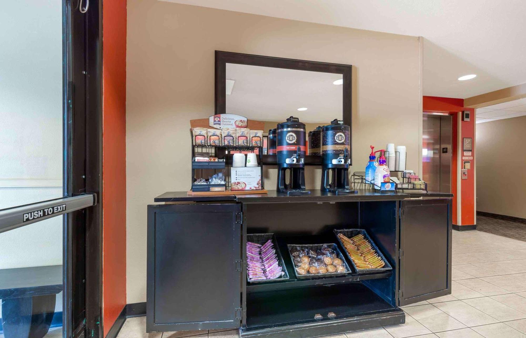 Extended Stay America Suites - Baltimore - BWI Airport - Aero Dr Linthicum Buitenkant foto